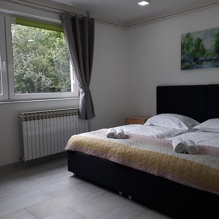 Private Home Rifat Dubrave Gornje Exterior photo